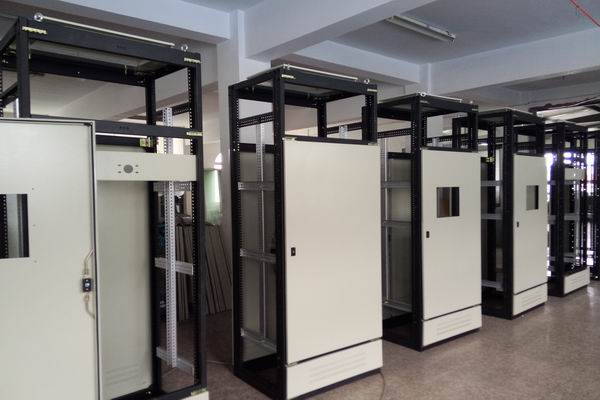 策勒配电柜-3683厂家配电柜检修需要注意的